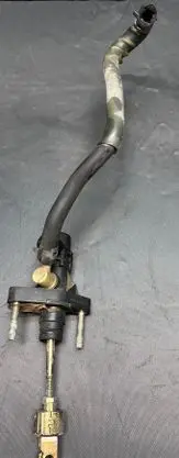 Toyota Avensis T250 Clutch master cylinder 127032L1