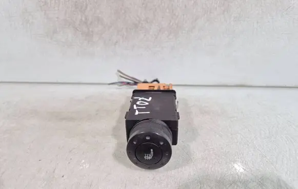 Audi TT Mk1 Seat heating switch 8N0963563B