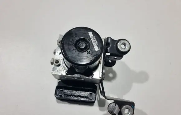 Volvo V60 ABS Pump 10021209134 31317450 P31317450