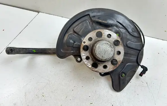 Mercedes-Benz SL R230 Front wheel hub