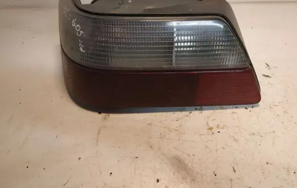 Peugeot 605 Rear/tail lights 2173