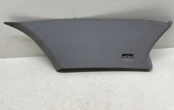 BMW 1 E81 E87 (C) pillar trim 7072018 11242010