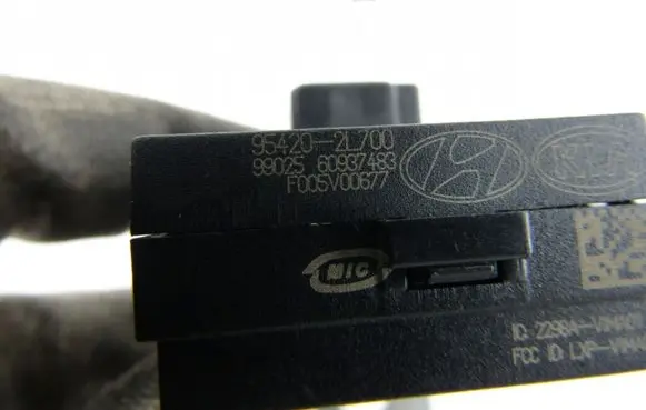 Hyundai Santa Fe Other control units/modules 954202l700