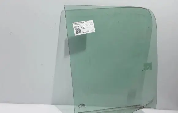 Renault Kangoo II Sliding door window/glass 8200447478