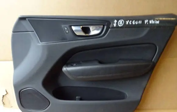 Volvo XC60 Trunk/boot side trim panel