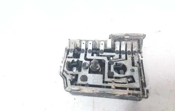 Audi A6 S6 C4 4A Tail light part THK81