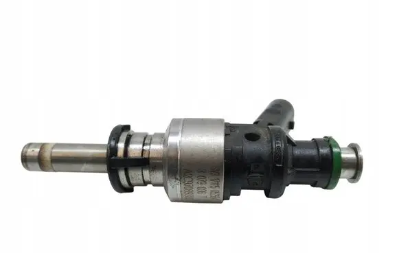 Audi RS7 C7 Fuel injector 3079036T