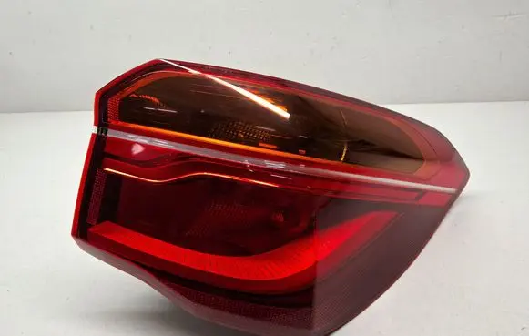 BMW X1 F48 F49 Rear/tail lights 7350712