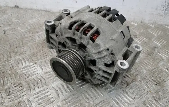 Seat Altea Generator/alternator 06D903016A