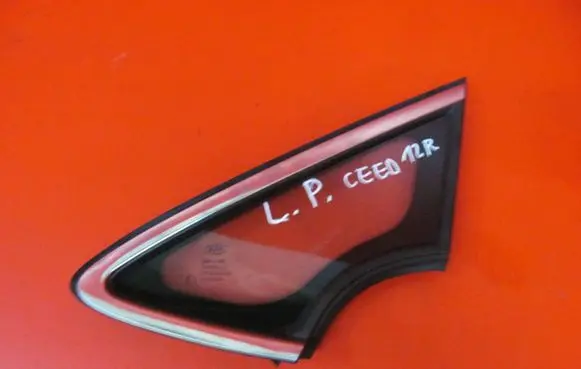 KIA Ceed Front triangle window/glass 43R000084