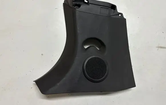 Ford Explorer (D)pillar trim (top) BB51137851748 785111748 018401107