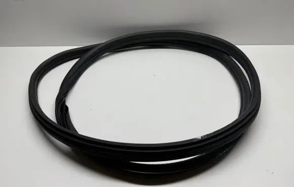 Peugeot 3008 I Rear door rubber seal (on body)