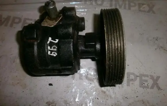 Renault 19 Power steering pump 26014539
