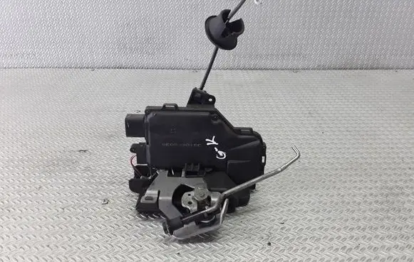 Audi A4 S4 B6 8E 8H Rear door lock