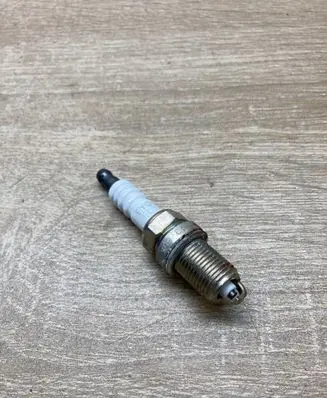 Renault Twingo I Spark plug FC52LS EQUEM