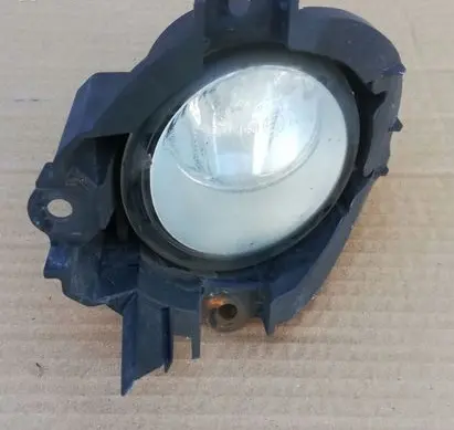 Toyota Avensis T270 Front fog light