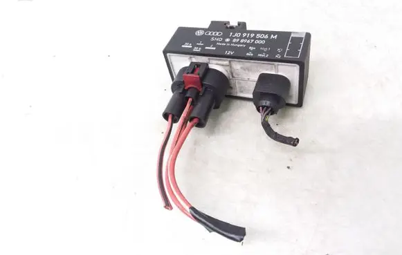 Volkswagen Polo IV 9N3 Coolant fan relay 1J0919506M 898967000