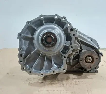Nissan Navara D40 Gearbox transfer box case 0511000070