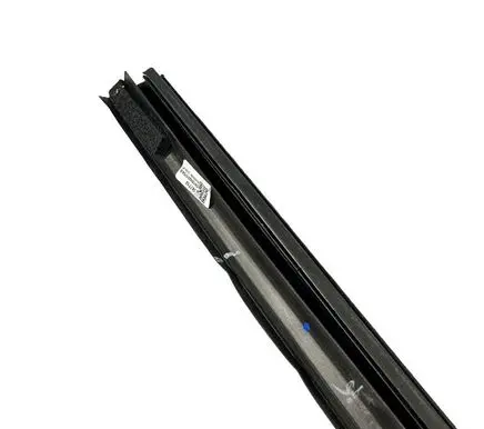 Ford Ecosport Rubber seal front door window/glass CN15N20570AB 187710