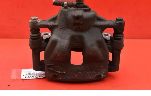 Toyota Corolla E10 Front brake caliper VLL84613