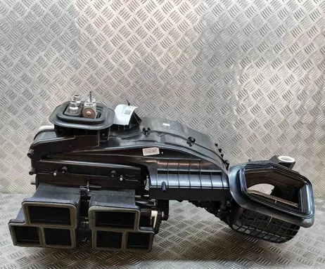 Interior heater climate box assembly