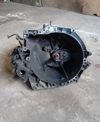 Peugeot Partner Manual 5 speed gearbox 20DM69 12GN1