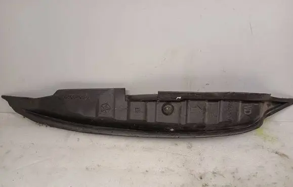 Dodge Durango Fender foam support/seal 68084037a