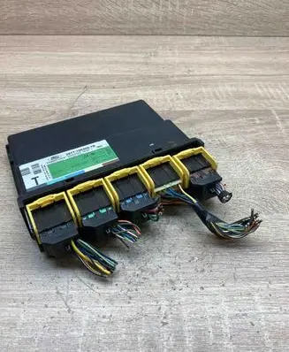 Ford Mondeo Mk III Comfort/convenience module 3S7T15K600TB 5WK48752C T83SA