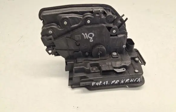 BMW X1 F48 F49 Front door lock 7281931