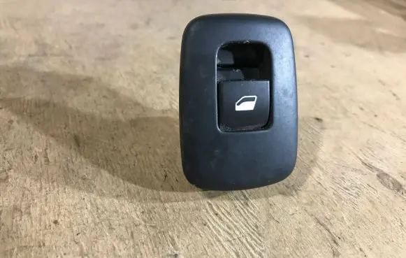 Peugeot 508 Electric window control switch 98026412ZD 28340832