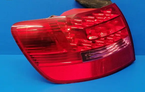 Audi A6 S6 C6 4F Rear/tail lights 89033806 89037046 4F9945221B