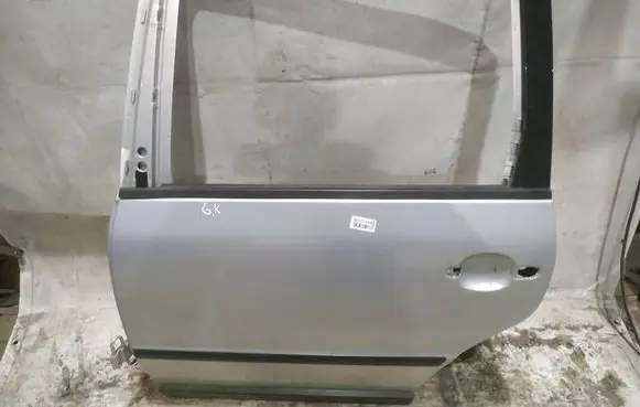 Volkswagen PASSAT B5 Rear door PILKOS