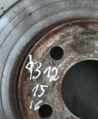 Mercedes-Benz E W211 Front brake disc 