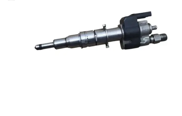 Fuel injector