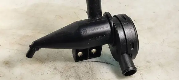 SsangYong Actyon Breather/breather pipe/hose A6650180333
