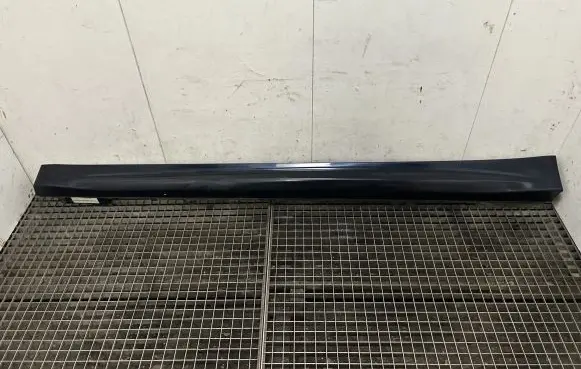 BMW 4 F36 Gran coupe Sill 8060373