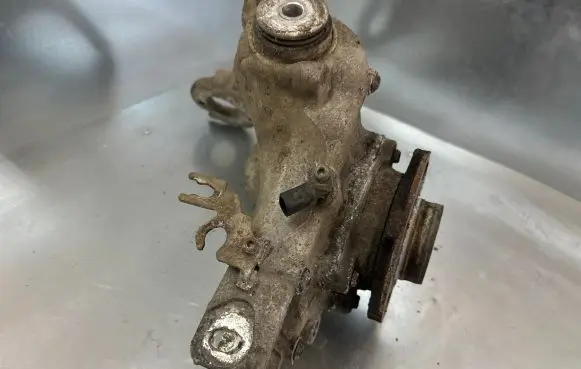 Audi A6 S6 C7 4G Rear wheel hub spindle/knuckle 