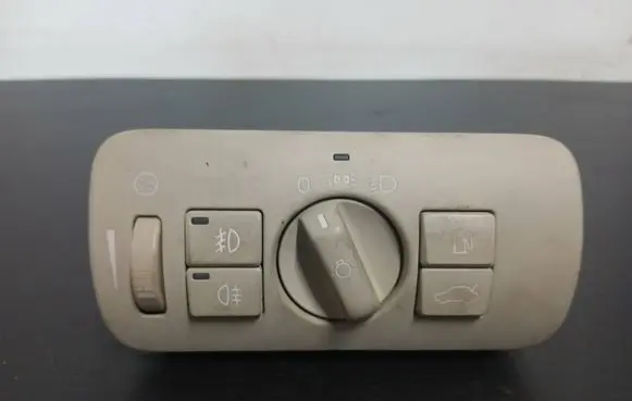 Volvo S80 Light switch 30739422 04067323