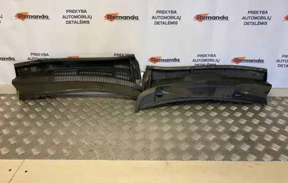Toyota Prius (XW20) Wiper trim 5570847080 5578147080