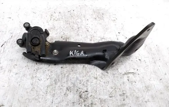 Chrysler Town u0026 Country V Sliding door lower roller guide/hinge 921AF