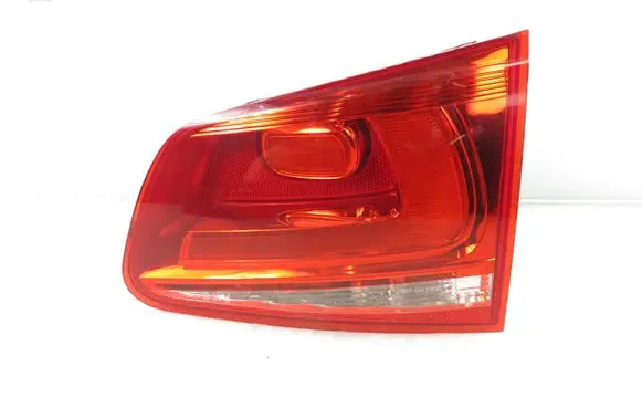 Volkswagen Touareg I Rear/tail lights 7P6945094A