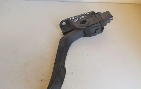 Ford Fiesta Accelerator throttle pedal 8V219F836AB