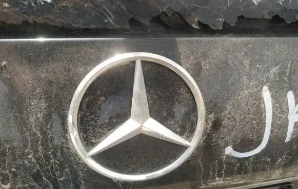 Mercedes-Benz GL X164 Manufacturer badge logo/emblem 