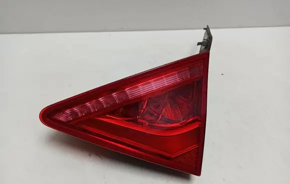 Audi A7 S7 4G Tailgate rear/tail lights 4G8945094A