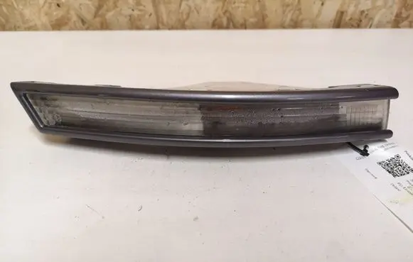 Volkswagen PASSAT B6 Front indicator light 084411623RF 02064052