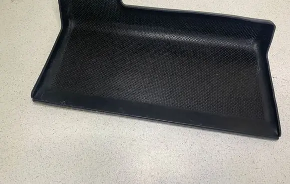 Volkswagen Touran I Glove box pad 1T1858165