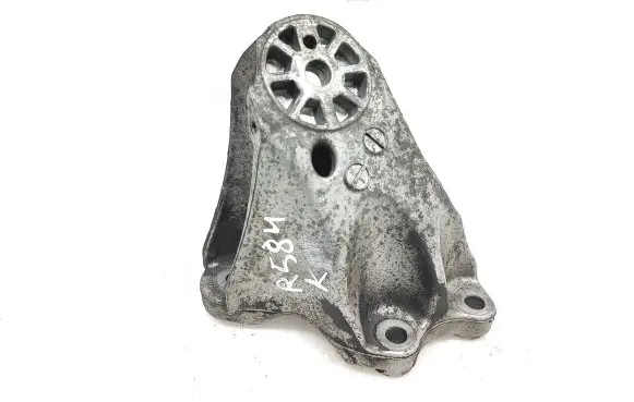 Audi Q7 4L Engine mounting bracket 7L6199307A EN6C43900
