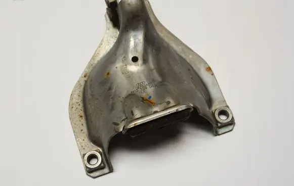 Audi Q5 SQ5 Engine mounting bracket 8K0399060L