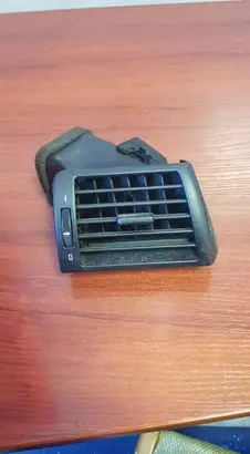 BMW 3 E46 Dashboard side air vent grill/cover trim 8361898