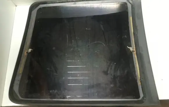 Mercedes-Benz Vito Viano W638 Side middle window/glass 